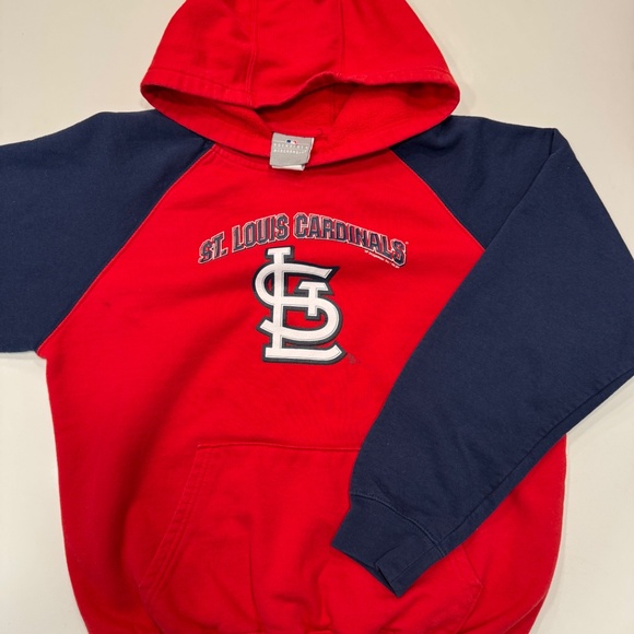 Cardinals youth L (12) hoodie - Picture 2 of 3